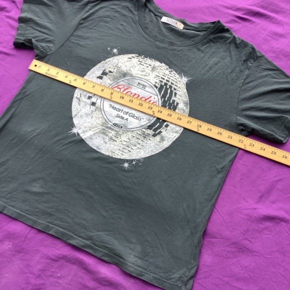 LetLuv Anthropologie Blondie Heart of Glass Graphic Tee New $78 Size XL - Picture 5 of 7